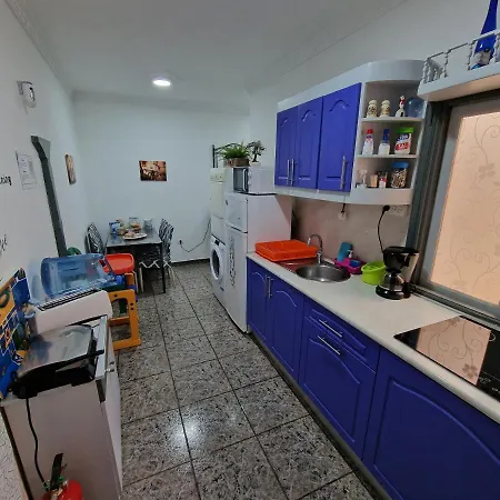 Apartment & - Airport El Burrero